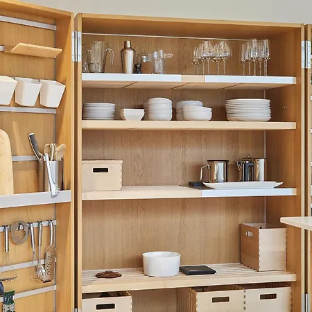 Sleeper - Sleeps 8 Scarborough