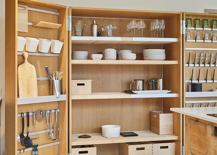 Sleeper - Sleeps 8 Scarborough