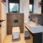 Sleeper - Sleeps 8 Scarborough