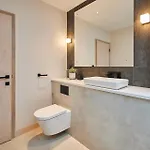 Nyaraló Sleeper - Sleeps 8 *