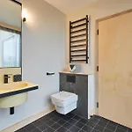 Sleeper - Sleeps 8 Nyaraló *