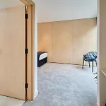 Sleeper - Sleeps 8 *